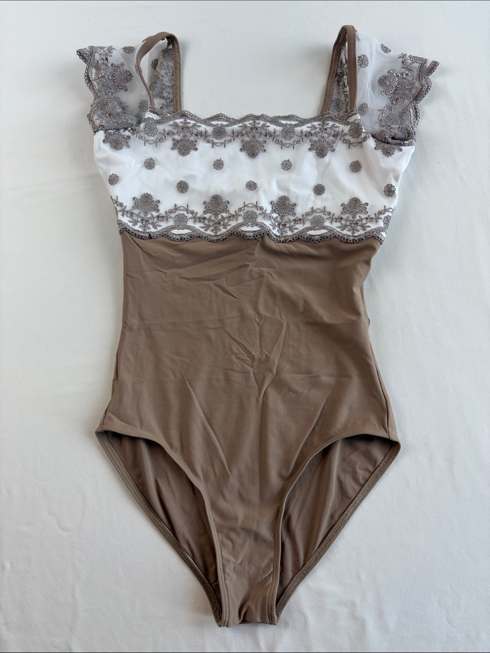 Wear Moi Narcisse - Small - Moka/White Size- Like New
